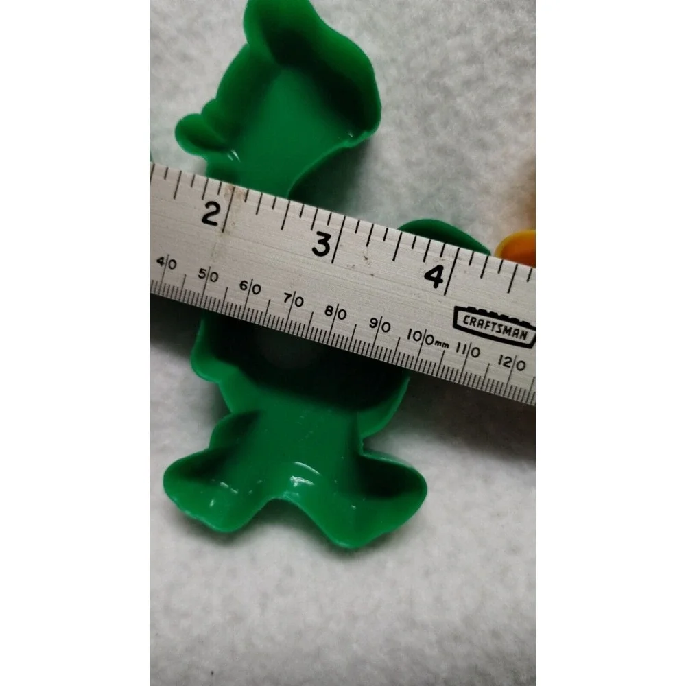 Disney Mickey Mouse‎ & Donald Duck Plastic Cookie Cutters Vintage Yellow Green
